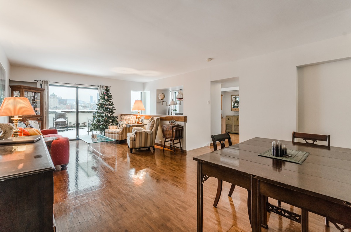 Robert Stephen Lefebvre Real Estate Broker Habitat 67 Properties for sale and rent