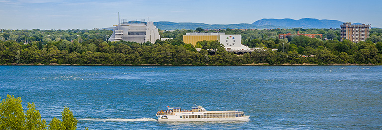 Habitat 67 voilier